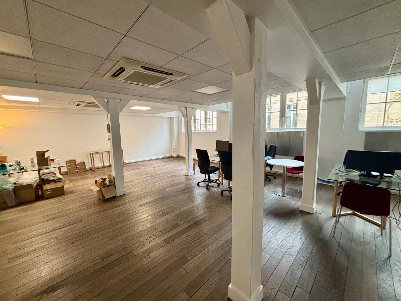 Bureau Paris 130m² Location bureau Paris OLBUR2529470 2